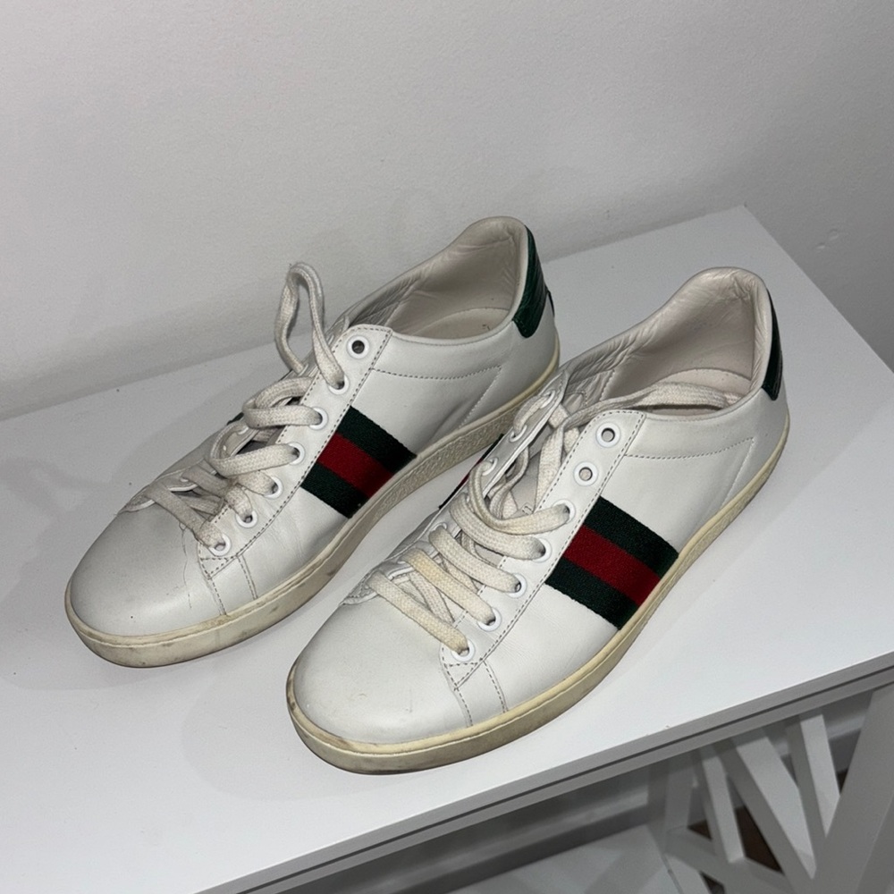 Gucci White and Green Sneakers with Leather Finish